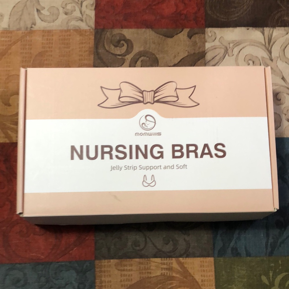 👶 NWT 3 PK Nursing Bras by Momwills